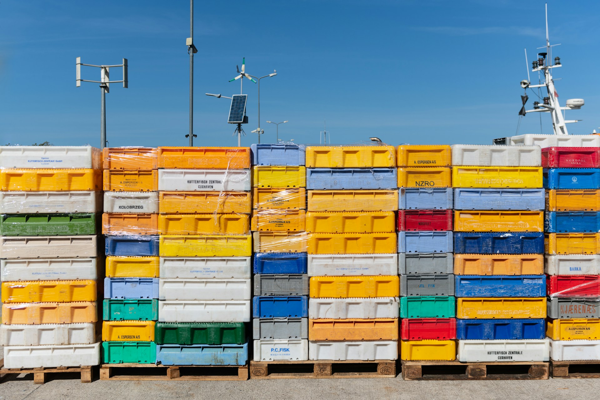 Crates